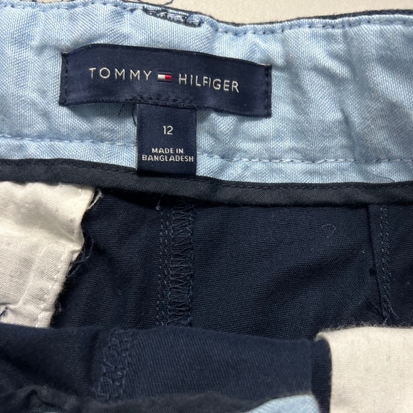Tommy Hilfiger Boy's Size 12 Navy Blue Belted Chino Shorts - Picture 2 of 7
